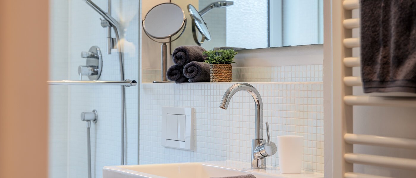 квартира München Maxvorstadt - Universitätsviertel 02 ванная комната 8243