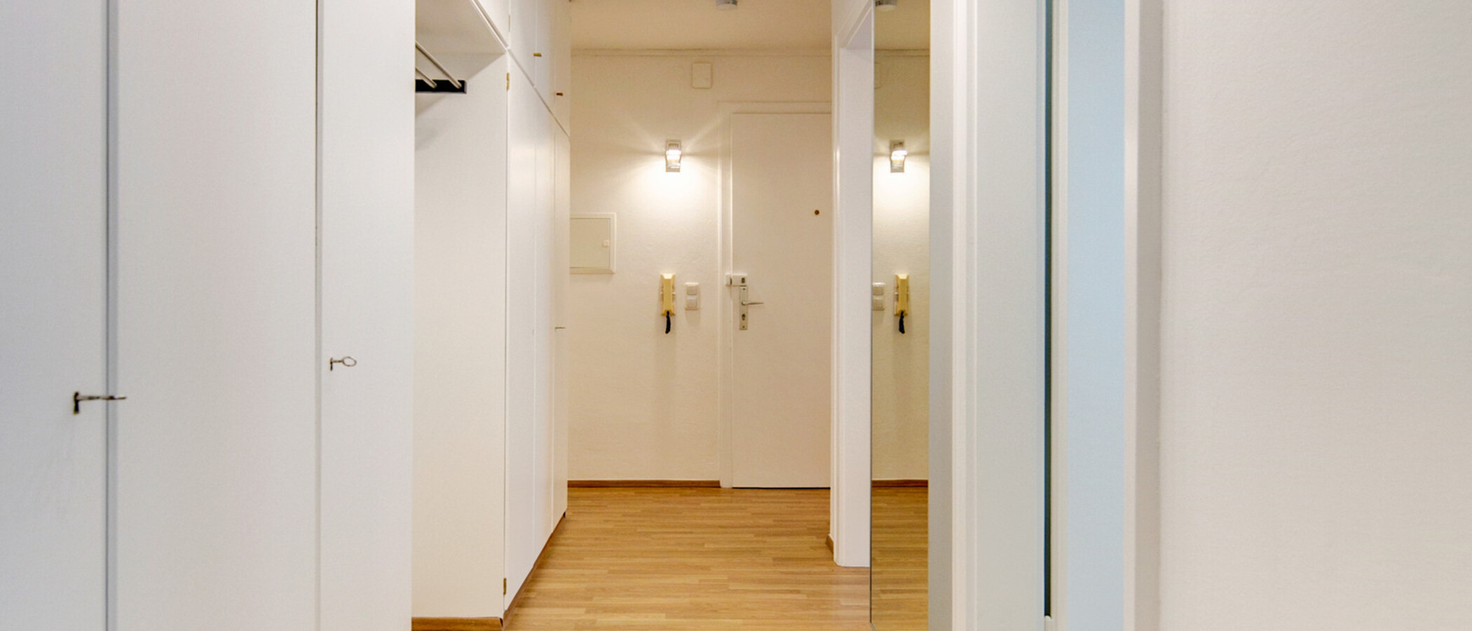 квартира München Lehel 02 коридор 8256