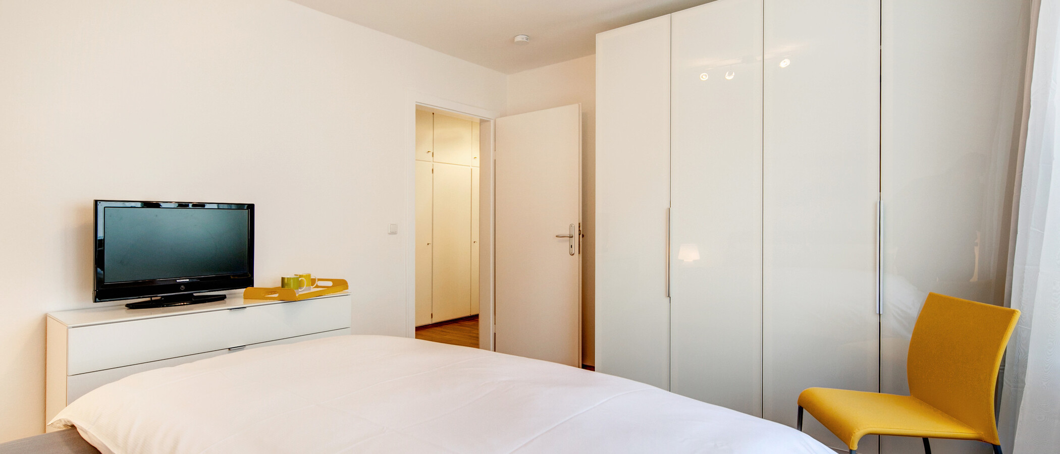 квартира München Lehel 03 спальная 8256