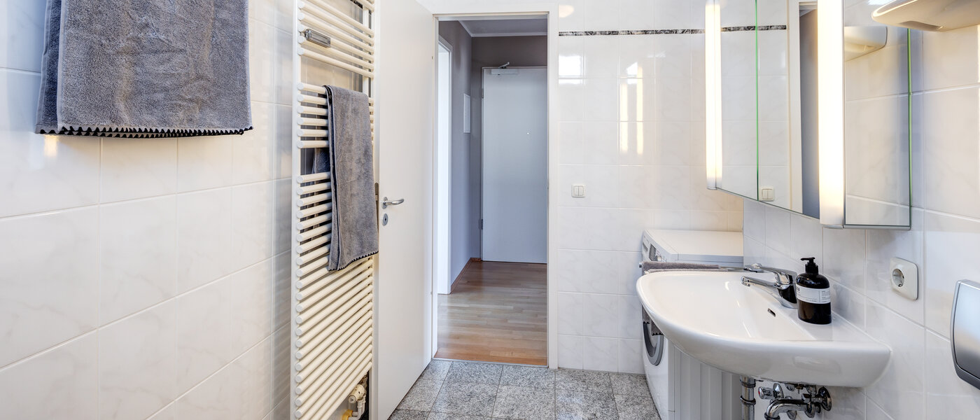 квартира München Maxvorstadt - Universitätsviertel 02 ванная комната 8264