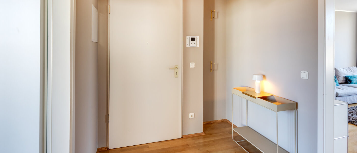 квартира München Maxvorstadt - Universitätsviertel 02 коридор 8264