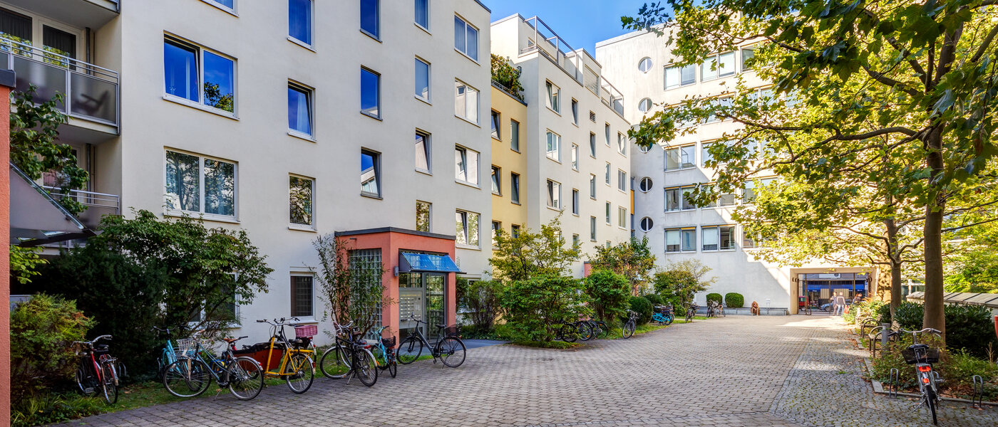 квартира München Maxvorstadt - Universitätsviertel 02 внутренний двор  8264