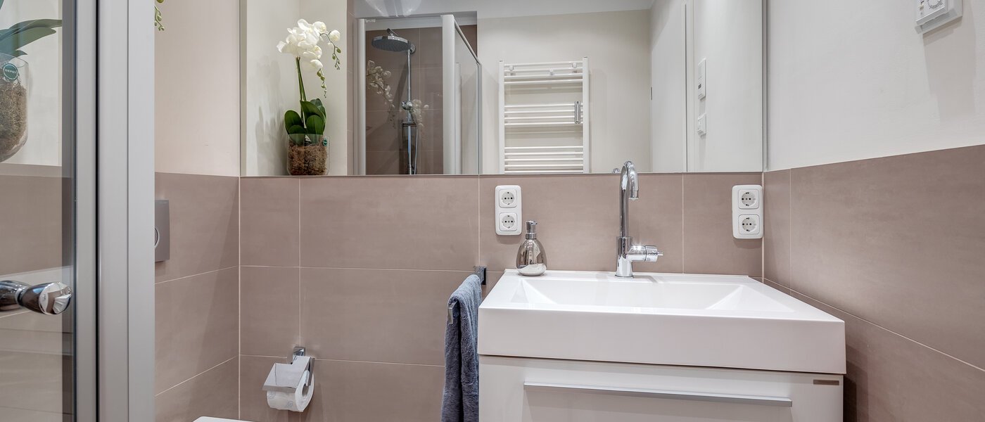 квартира München Schwabing 01 ванная комната 8281