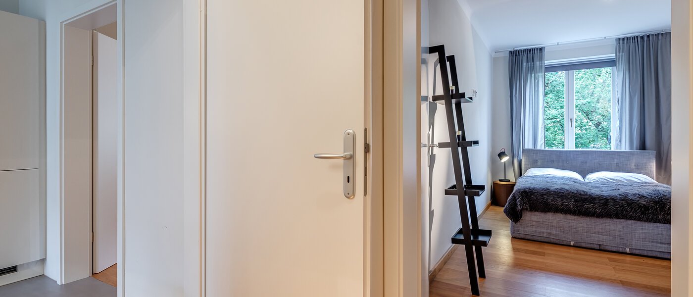 квартира München Schwabing 02 коридор 8281