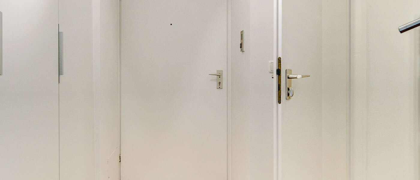 квартира München Dreimühlenviertel 01 коридор 8291