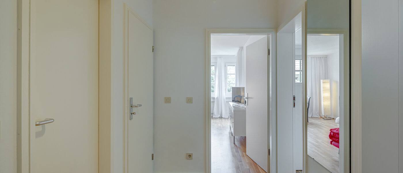 квартира München Thalkirchen 03 коридор 8307