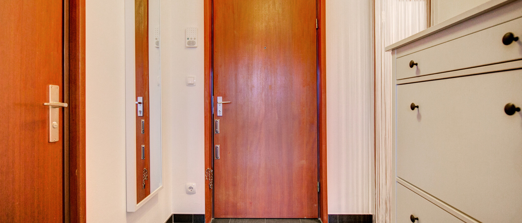 квартира München Maxvorstadt - Westen 02 коридор 8359