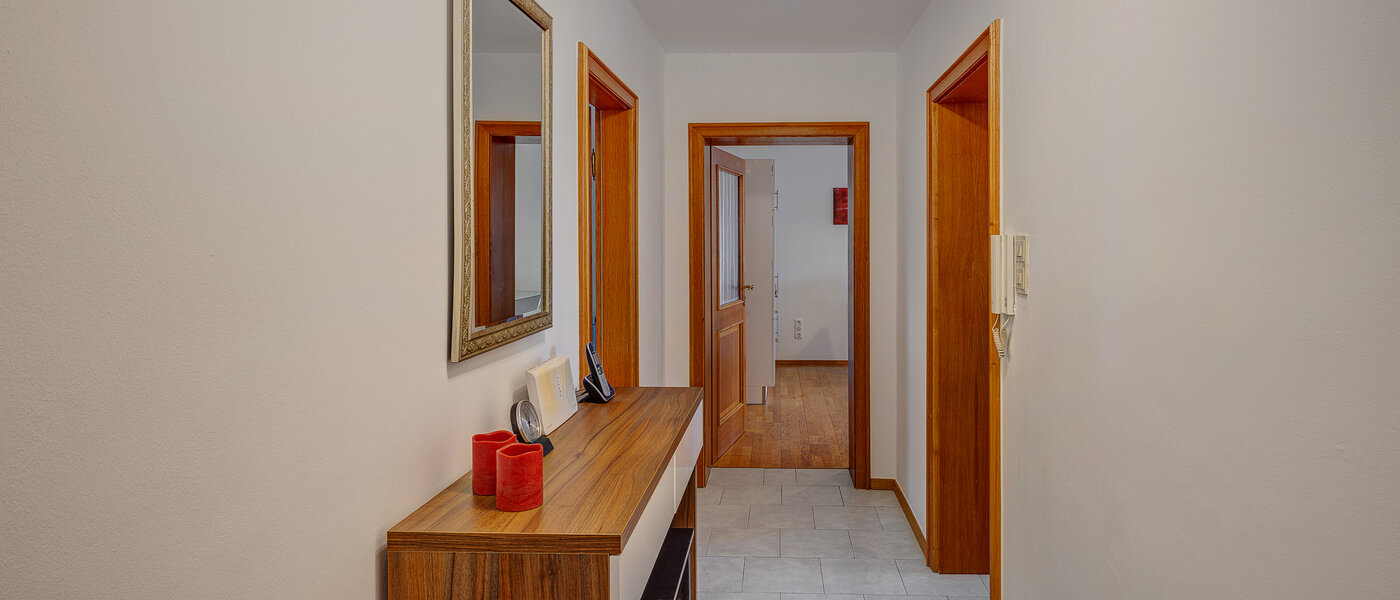 квартира München Bogenhausen 02 коридор 8368