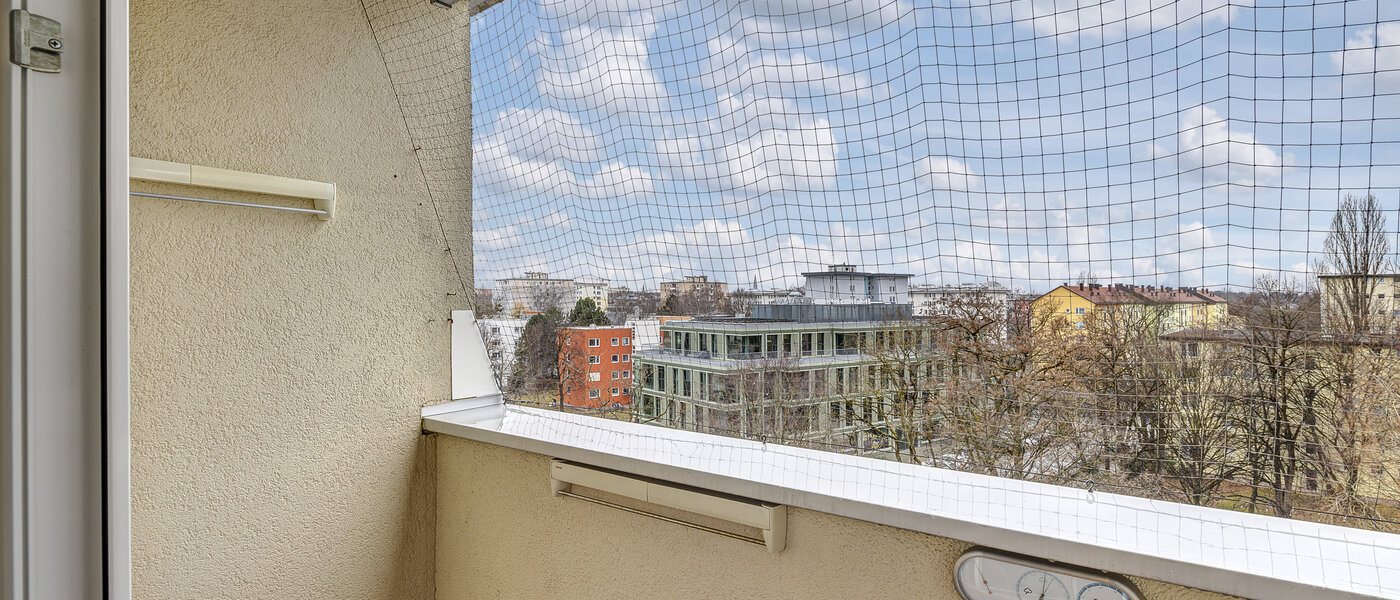 квартира München Bogenhausen 01 балкон 8368