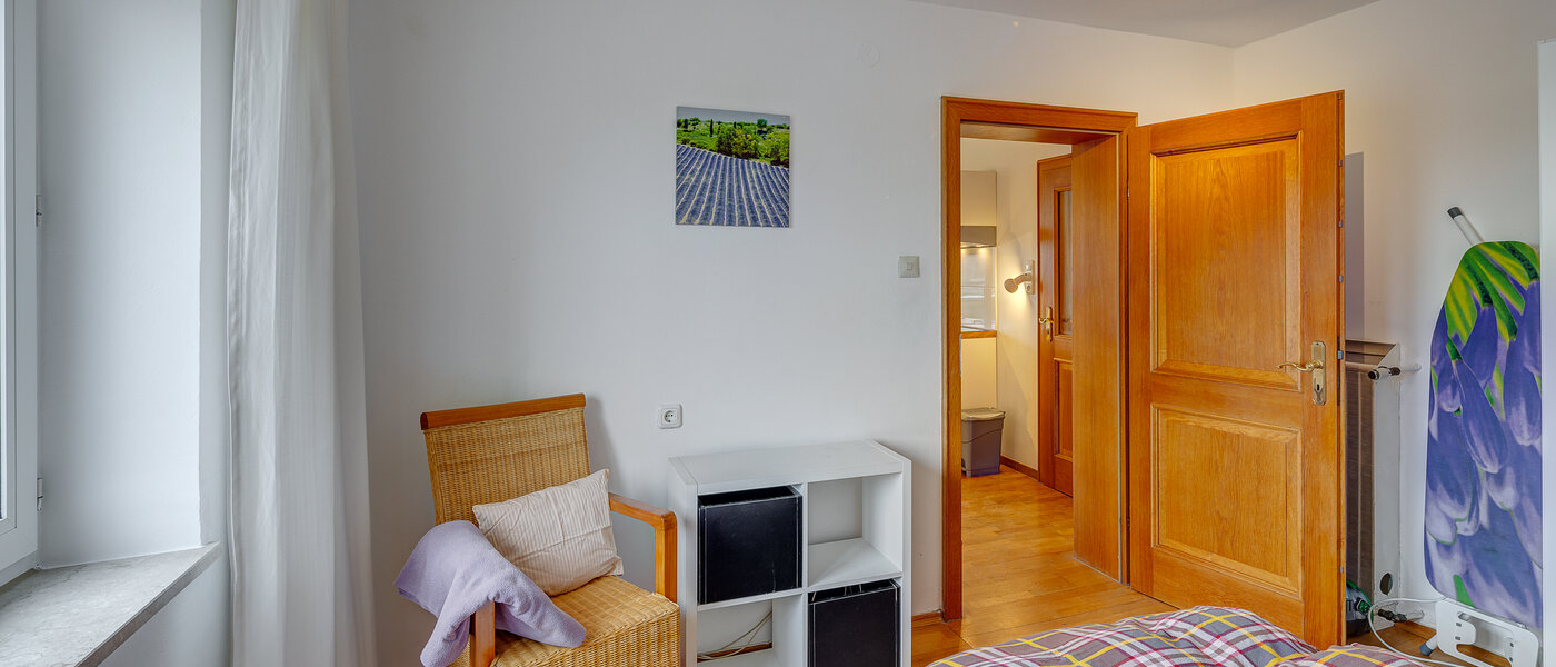 квартира München Bogenhausen 03 2-я спальная комната 8368