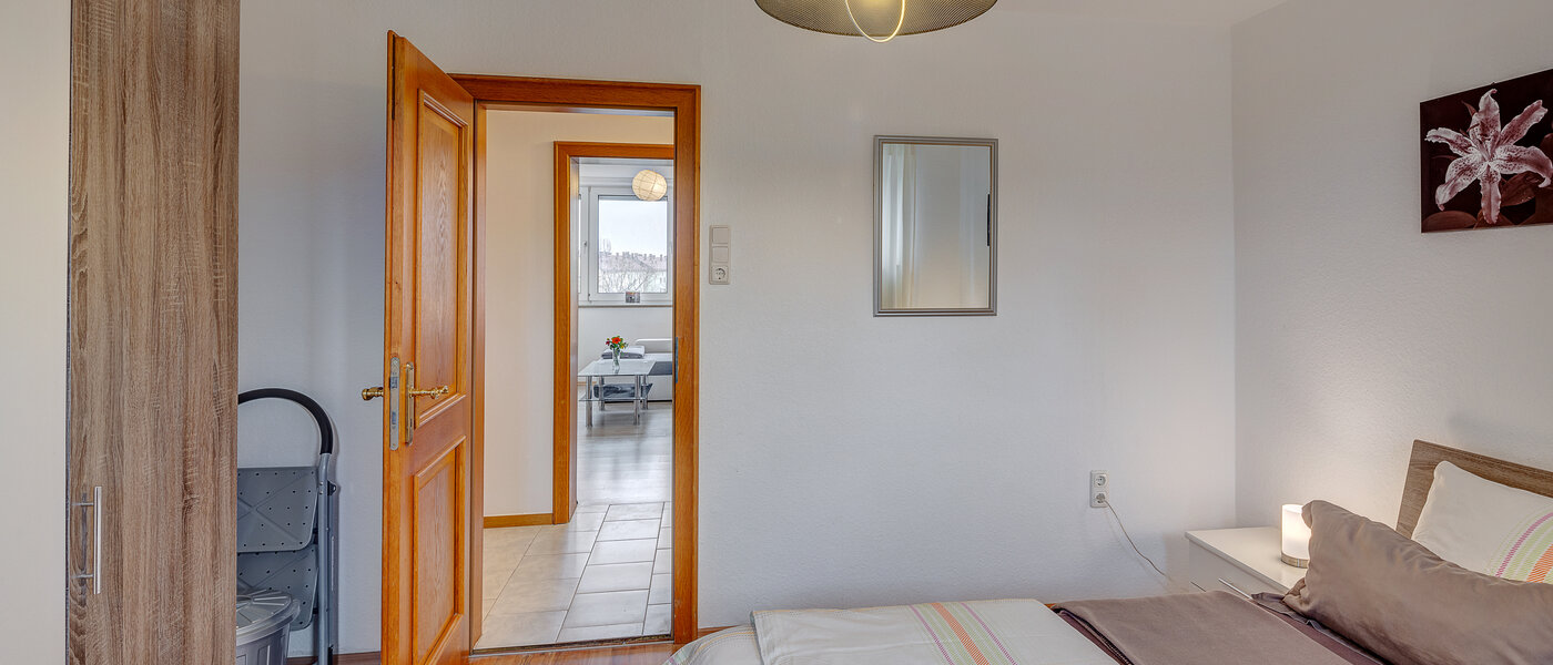 квартира München Bogenhausen 03 1-я спальная комната 8368