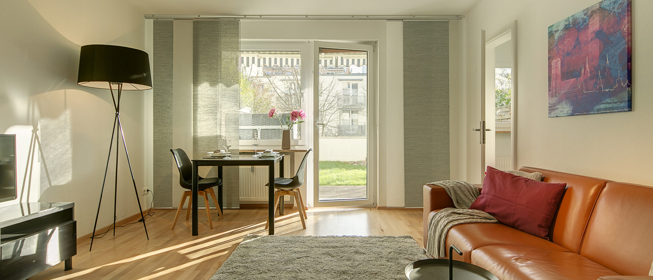 квартира с садом München Maxvorstadt 01 гостиная 8378