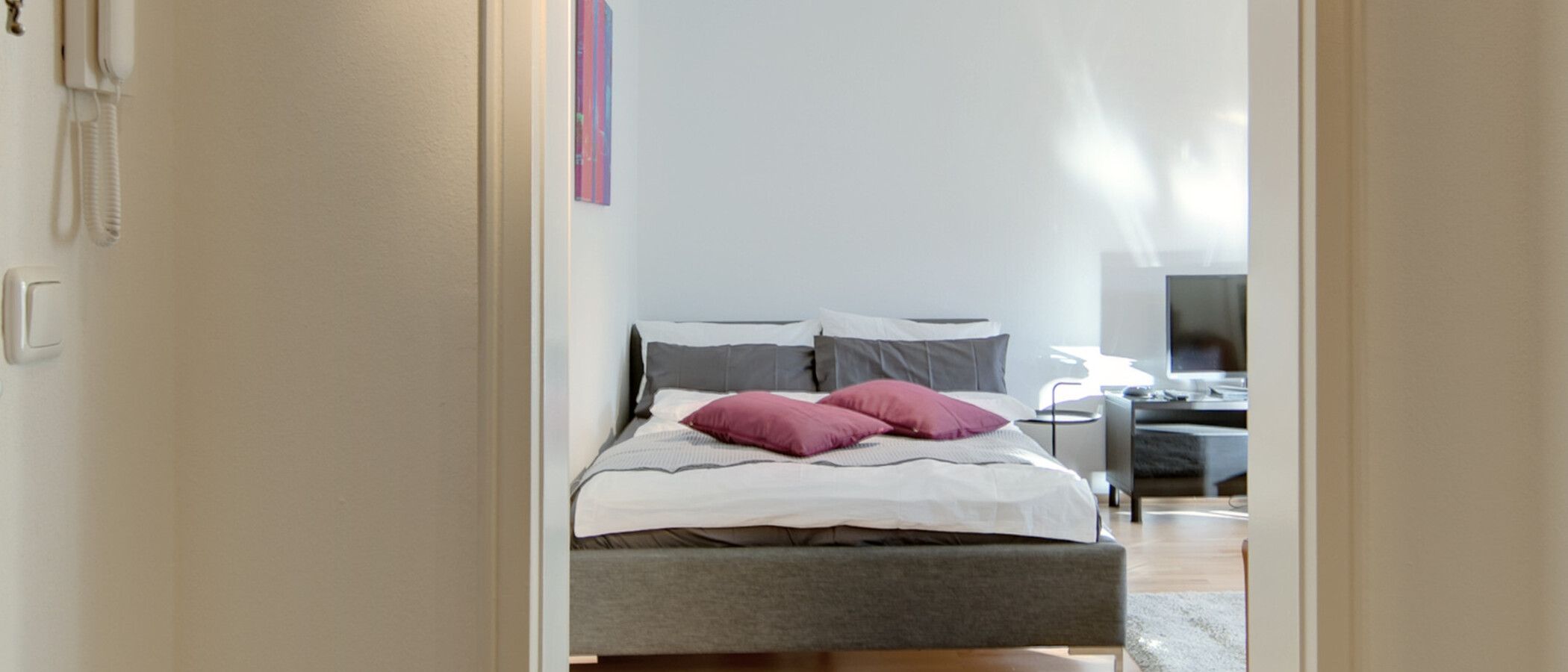 квартира с садом München Maxvorstadt 01 коридор 8378