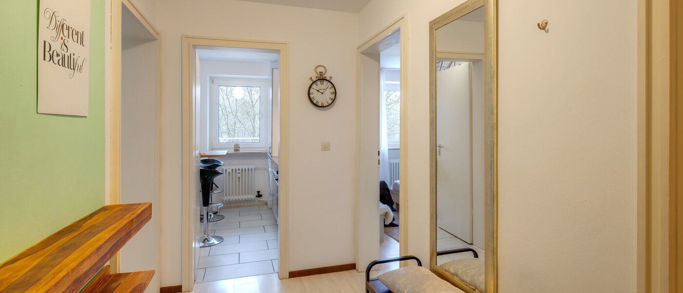 квартира München Englschalking 01 коридор 8399