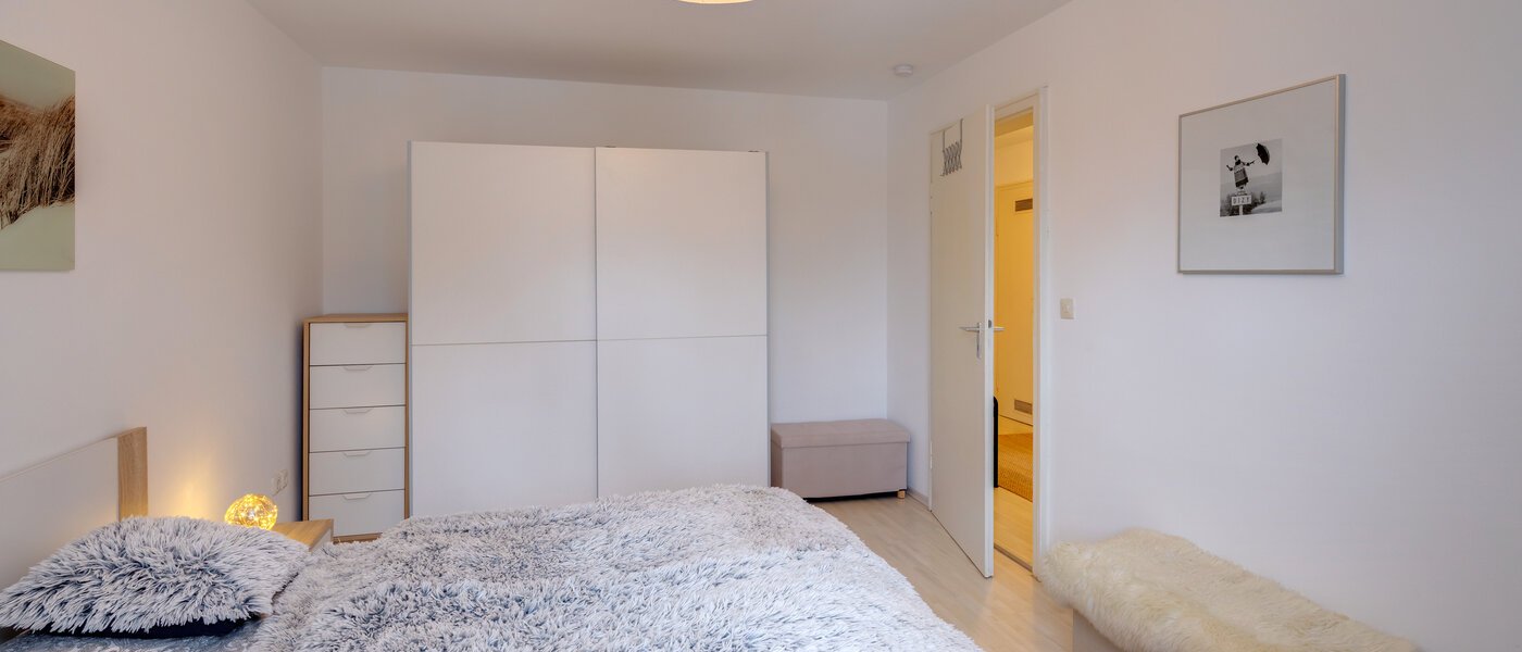 квартира München Englschalking 02 спальная комната 8399