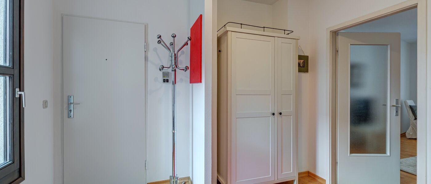 квартира München Lehel 01 коридор 8406