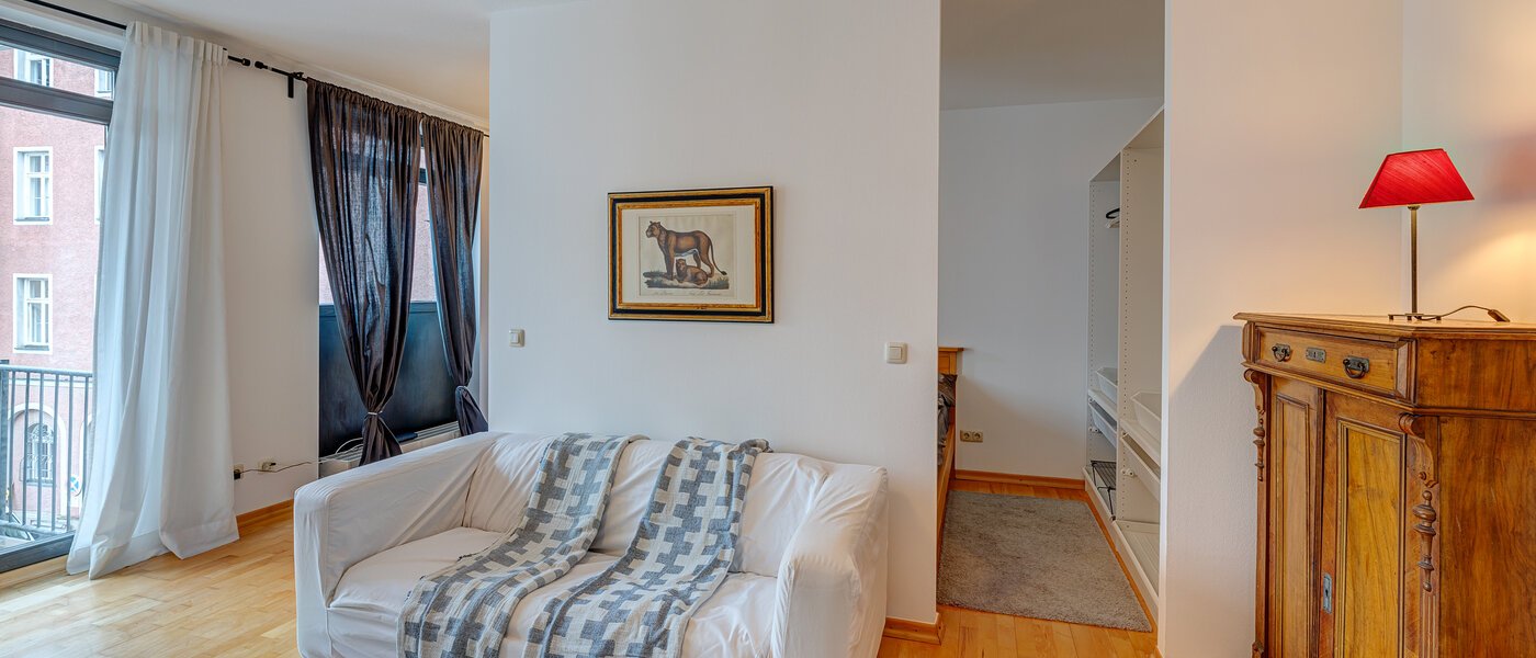 квартира München Lehel 02 жилое пространство 8406