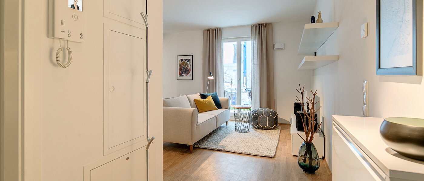 квартира München Bogenhausen 01 коридор 8432