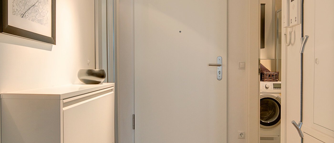 квартира München Bogenhausen 02 коридор 8432