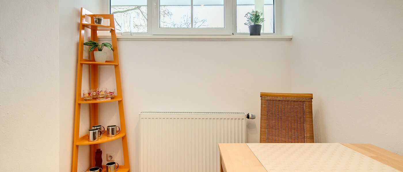 квартира München Bogenhausen 02 столовая 8433