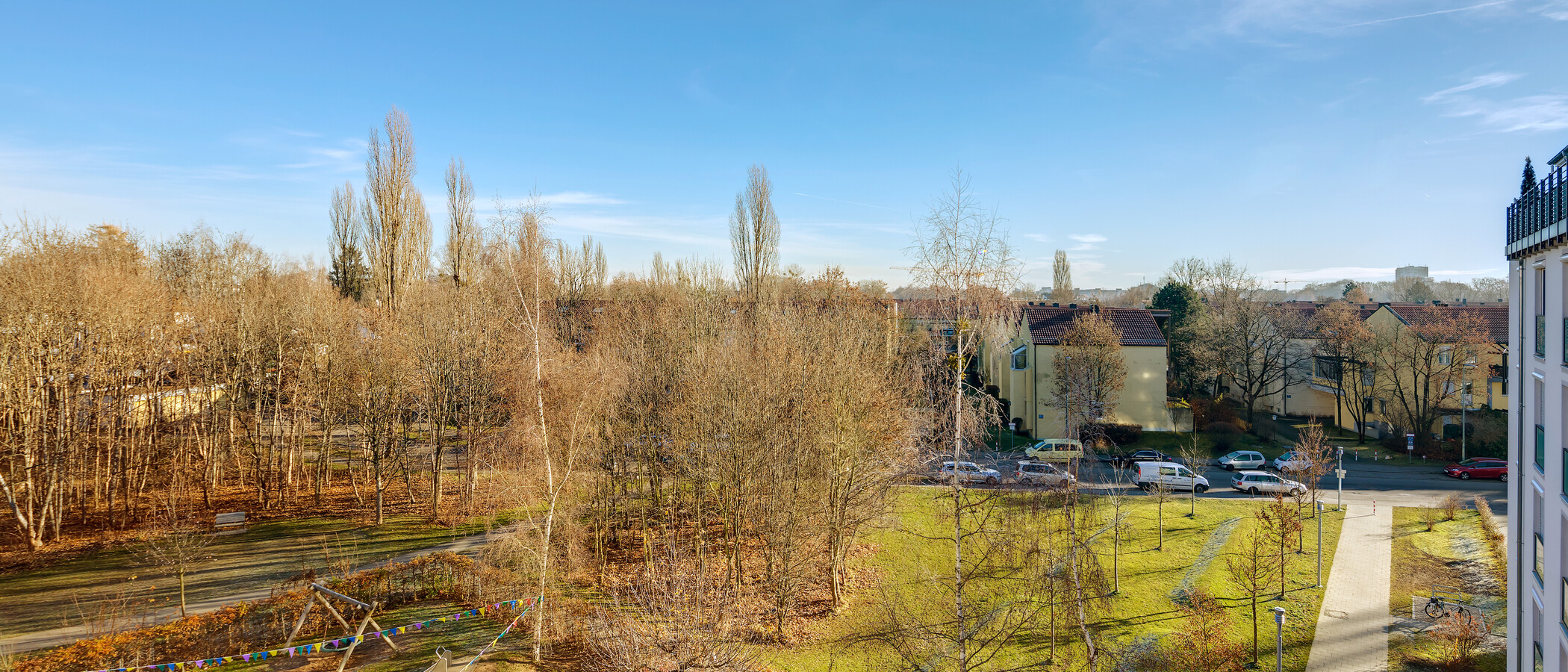 мансардная квартира München Bogenhausen 02 вид из окна 8467