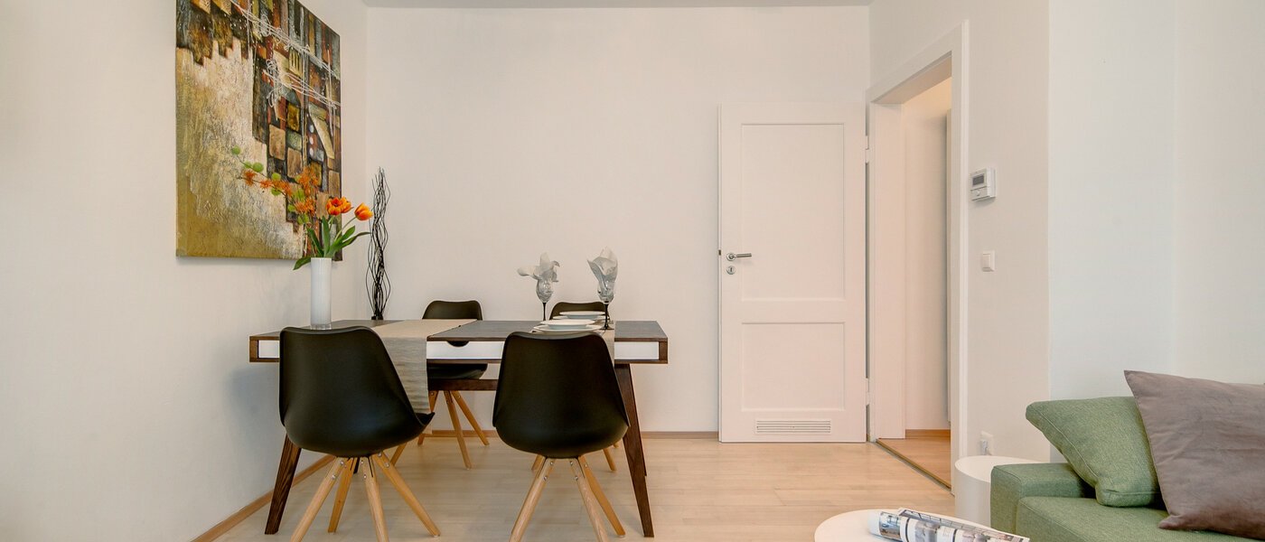 квартира München Maxvorstadt - Universitätsviertel 03 гостиная 8499