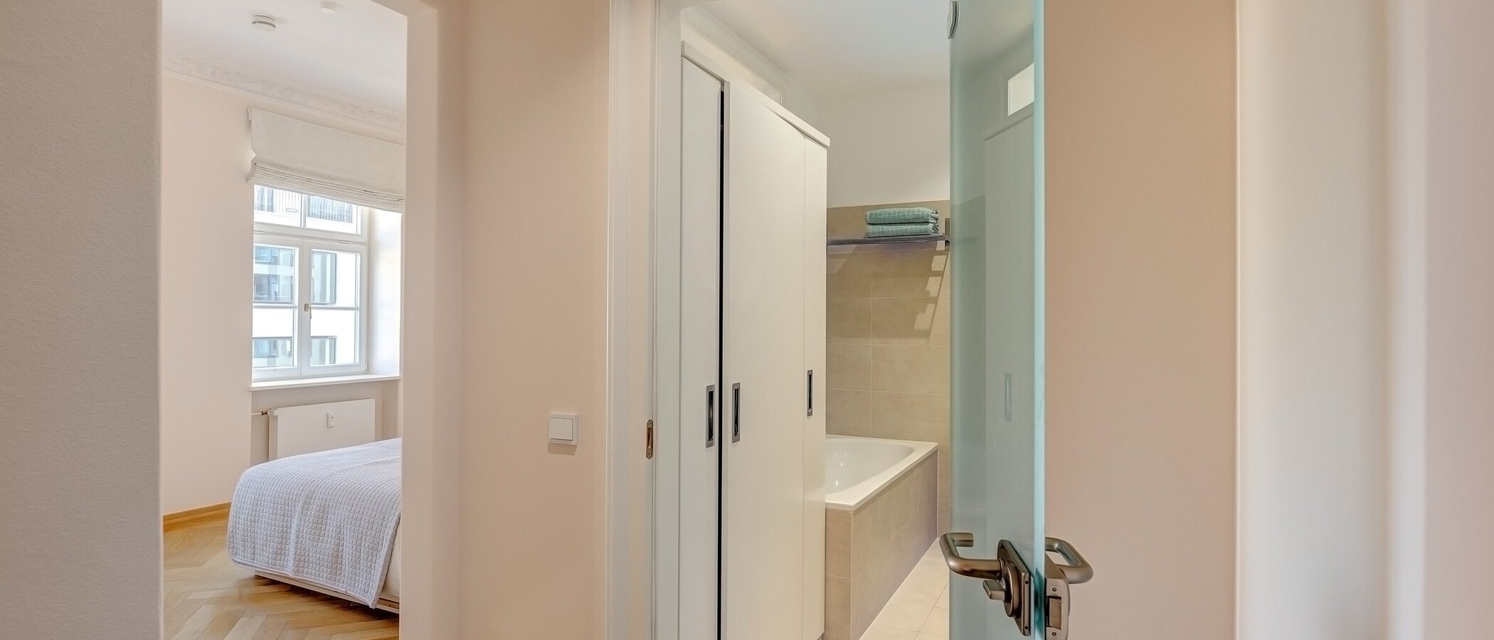 квартира München Maxvorstadt 02 коридор 8505