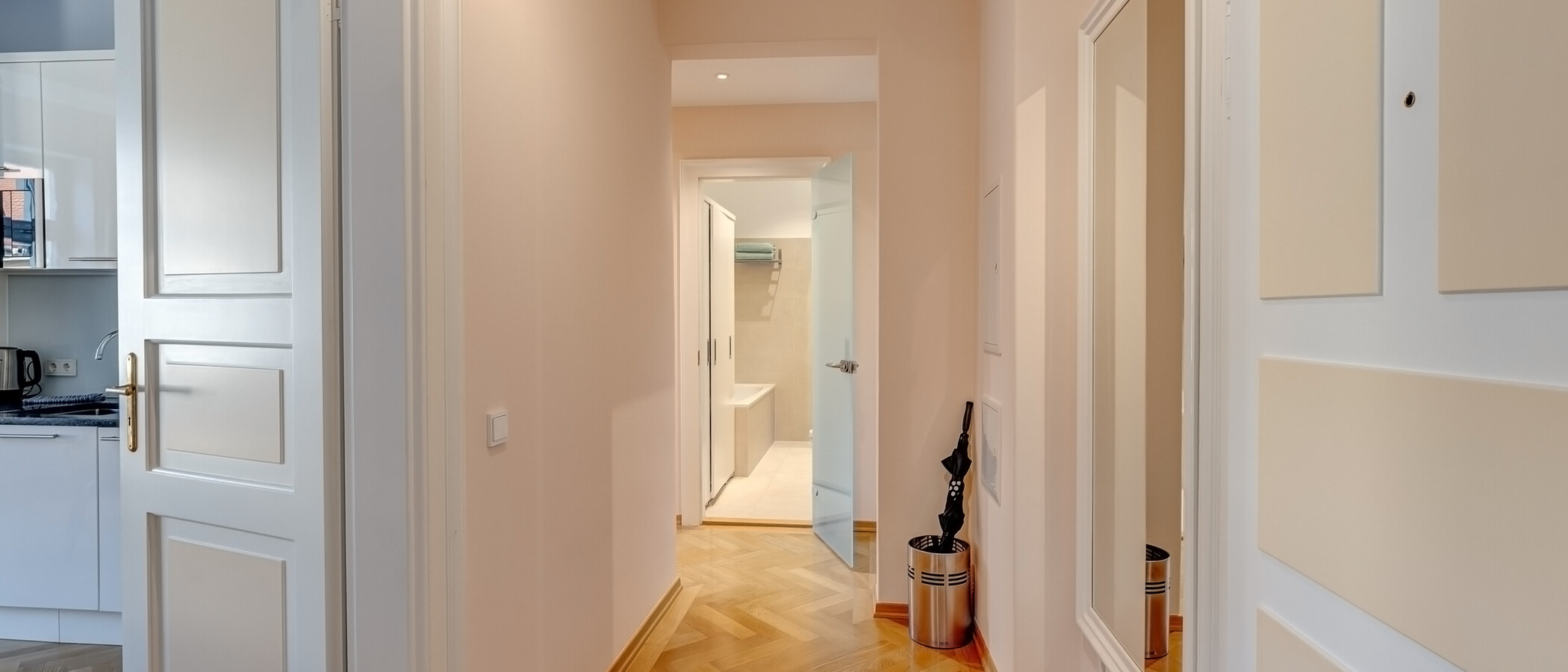 квартира München Maxvorstadt 03 коридор 8505