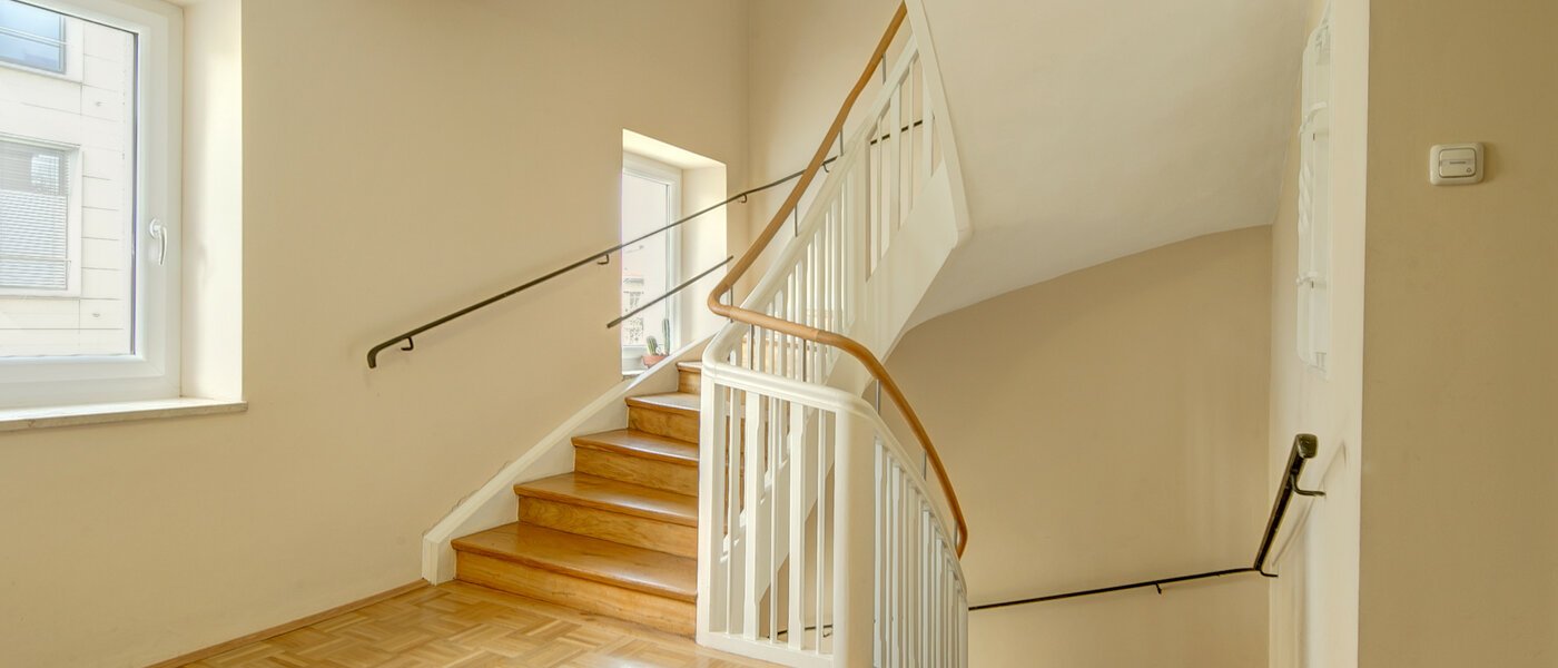 квартира München Lehel 01 Лестничная клетка 8569