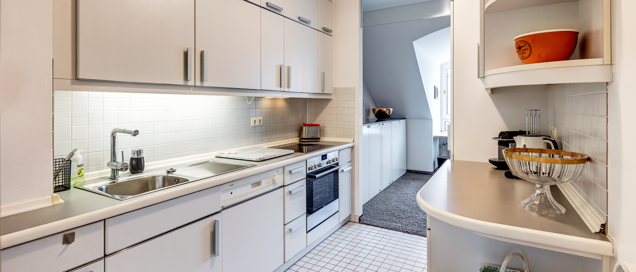 мансардная квартира München Denning 01 кухня 8585