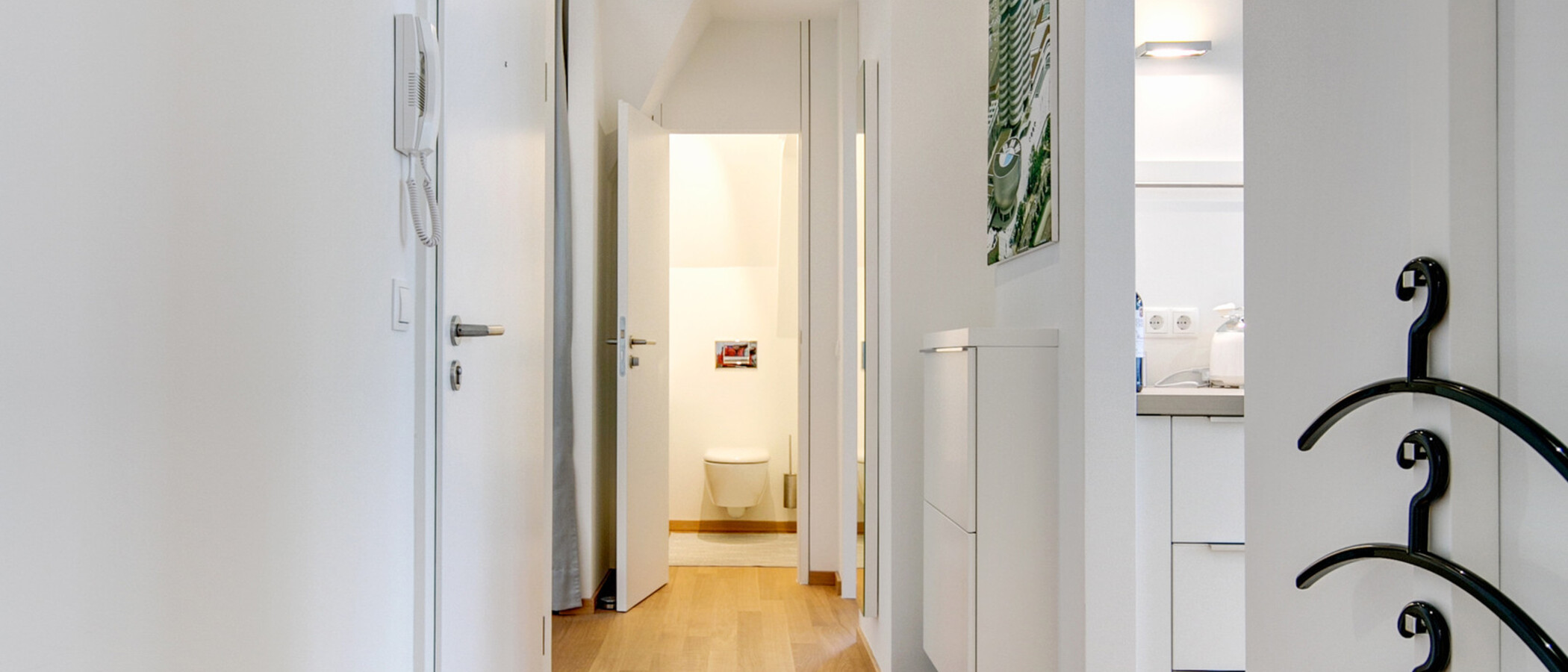 квартира München Neuhausen 01 коридор 8591