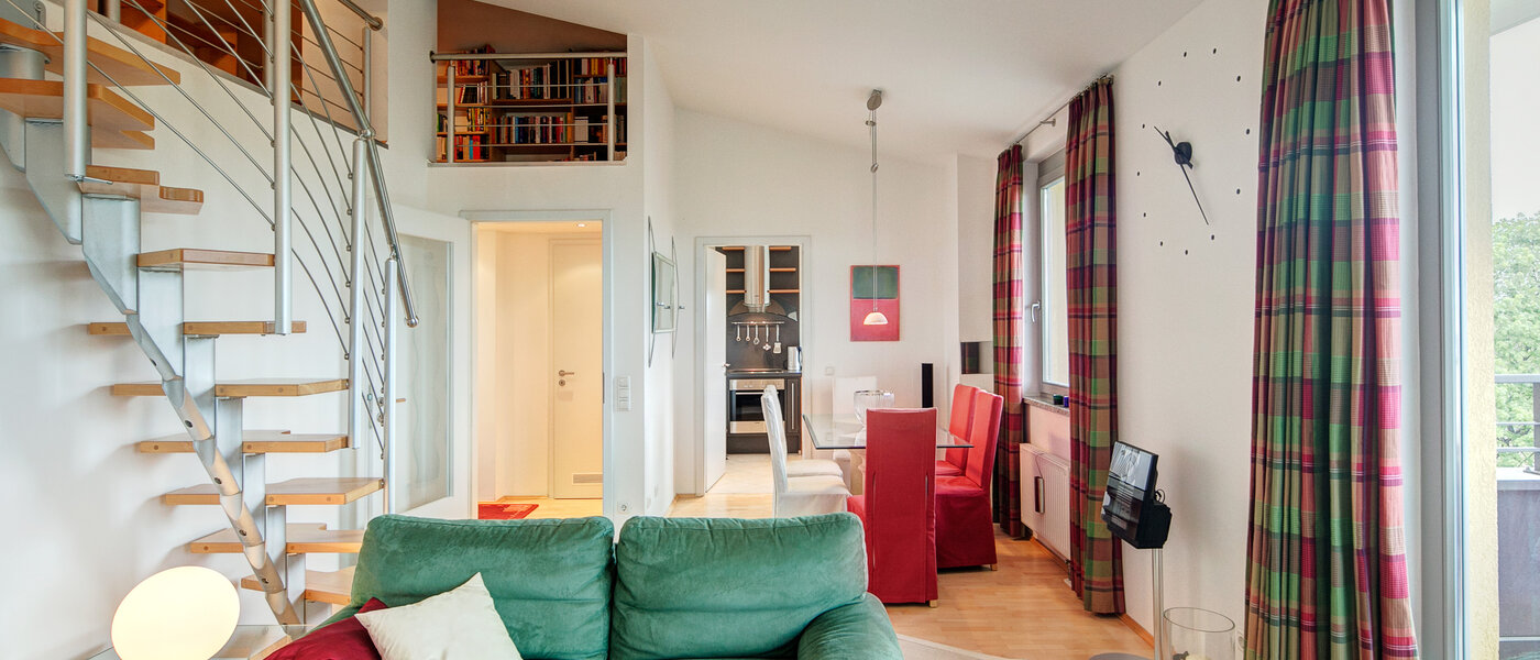 квартира-галерея München Moosach 03 гостиная 8607