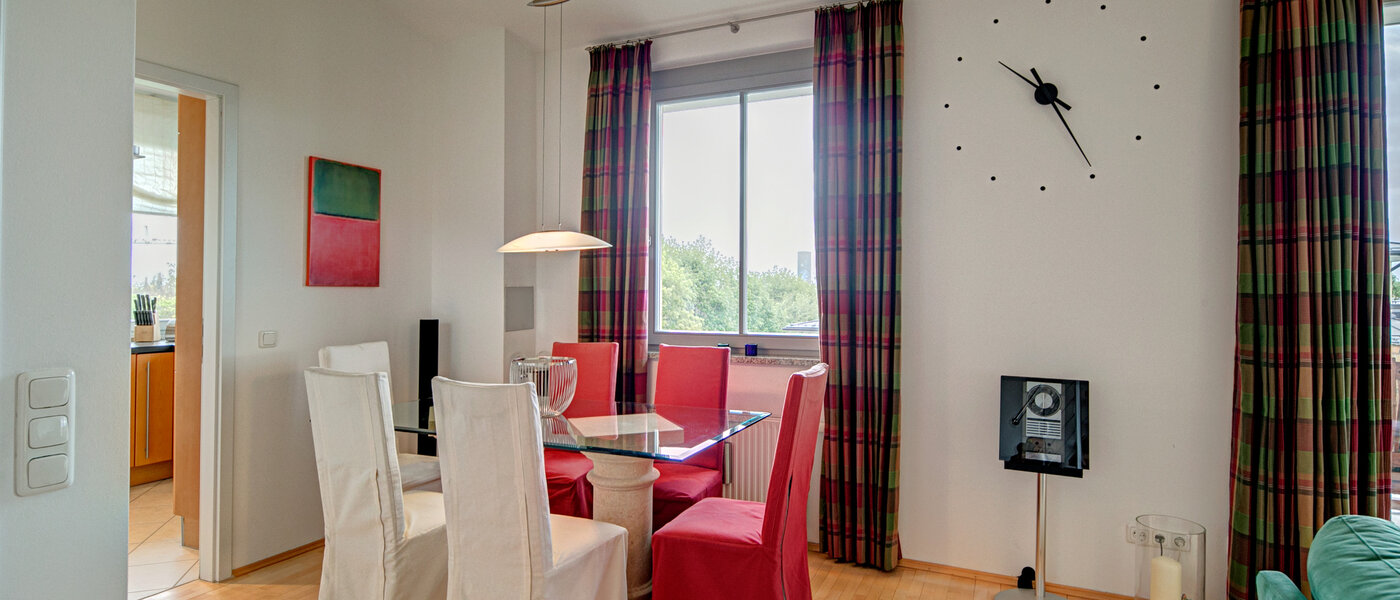 квартира-галерея München Moosach 04 гостиная 8607