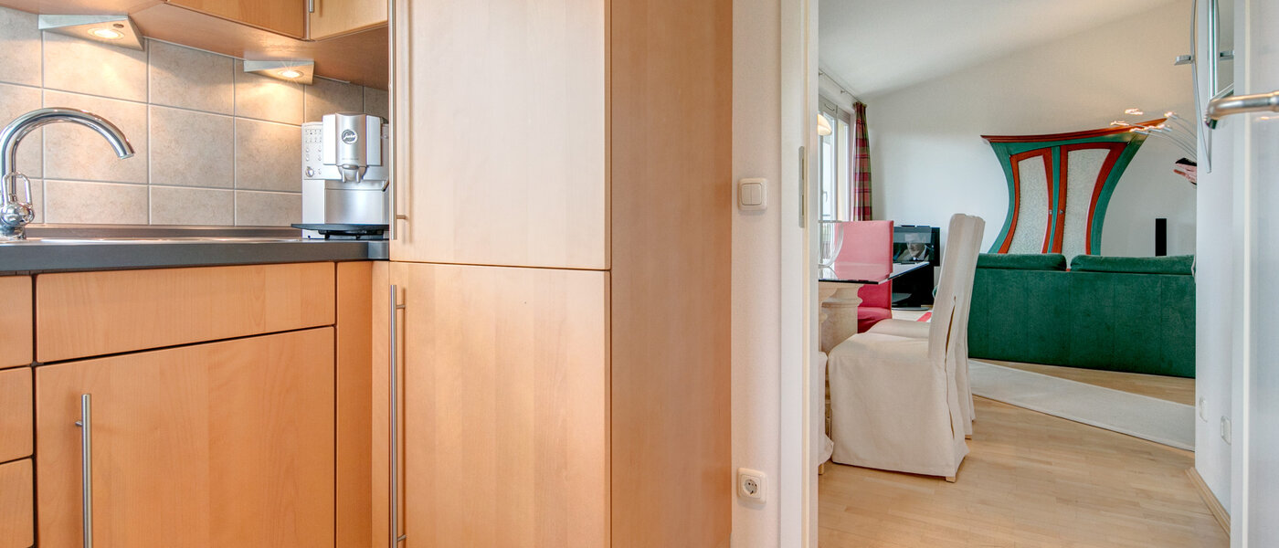 квартира-галерея München Moosach 03 кухня 8607