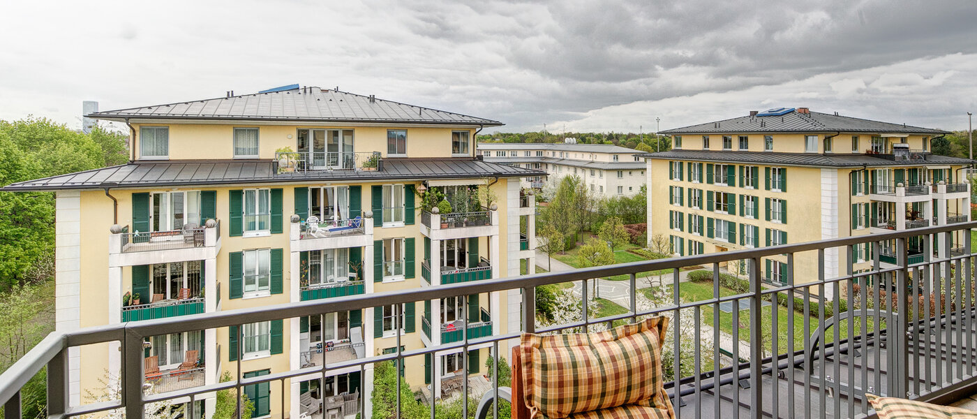 квартира-галерея München Moosach 02 терраса 8607