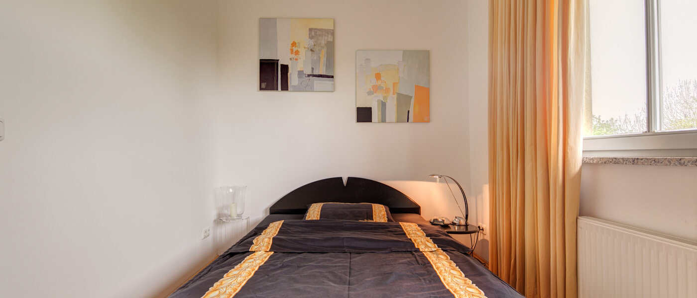 квартира-галерея München Moosach 01 спальная 8607