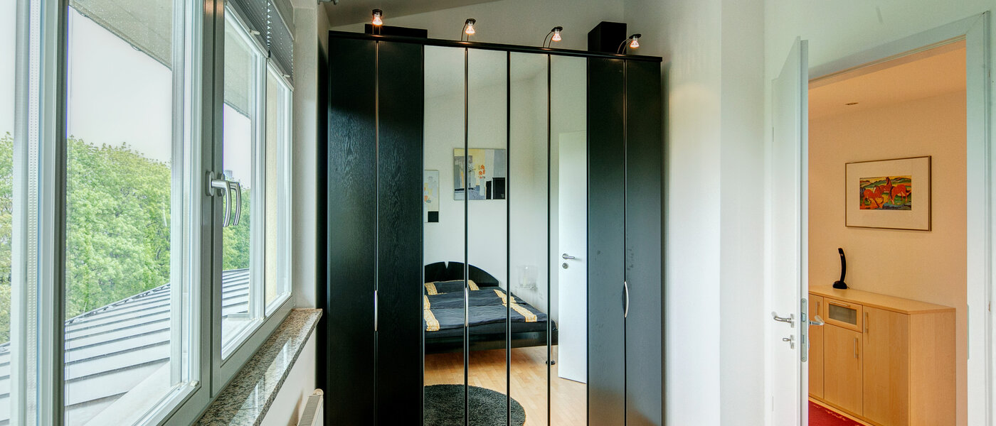 квартира-галерея München Moosach 03 спальная 8607