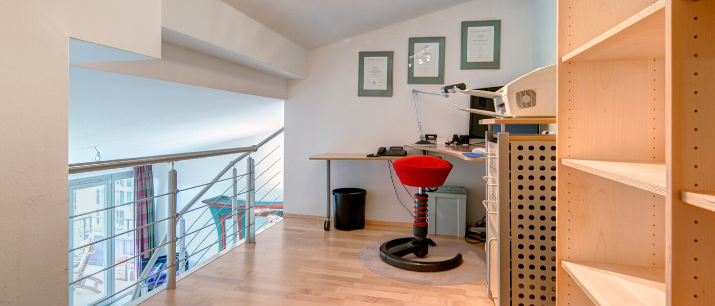 квартира-галерея München Moosach 01 галерея 8607