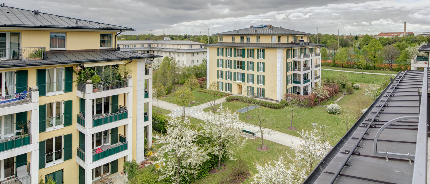 квартира-галерея München Moosach 01 вид из окна 8607