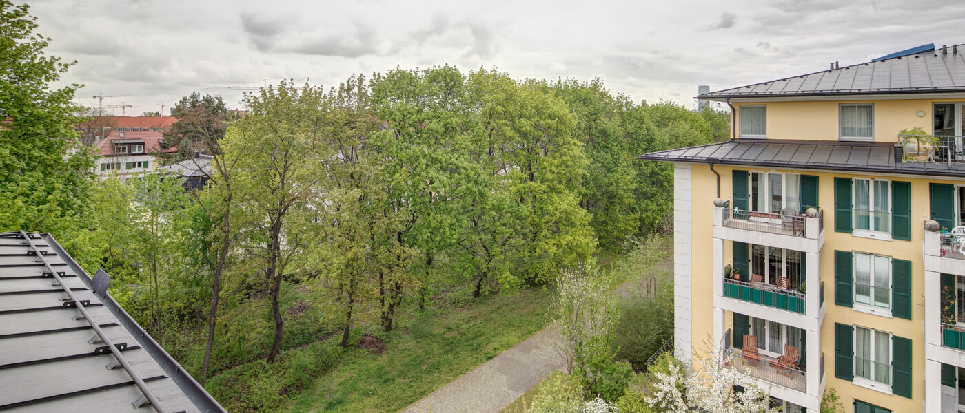 квартира-галерея München Moosach 02 вид из окна 8607