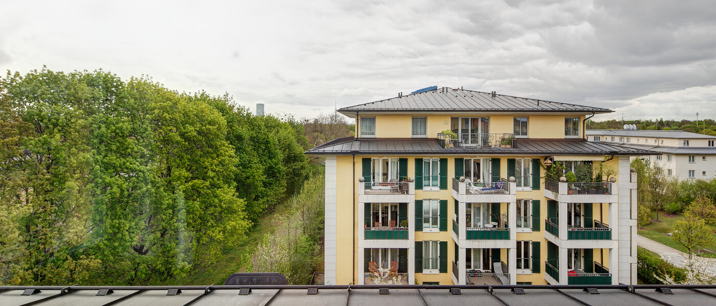 квартира-галерея München Moosach 04 вид из окна 8607