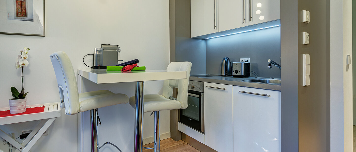 квартира München Bogenhausen 01 кухня 8661
