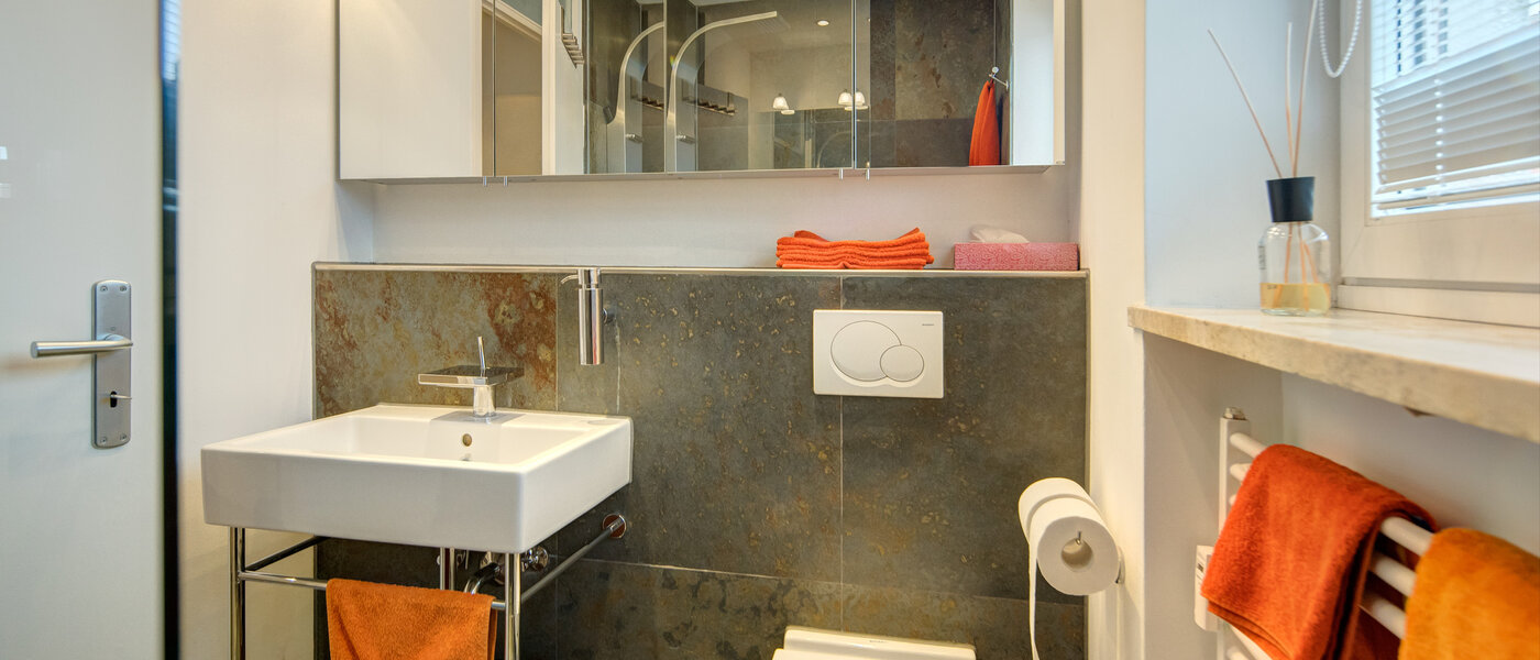 квартира München Schwabing-West (rund um den Hohenzollernplatz) 01 ванная комната 8662