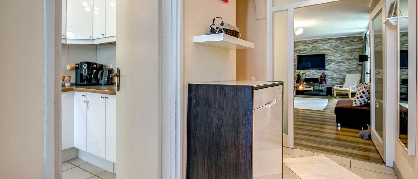 дом München Waldtrudering 02 коридор 8754