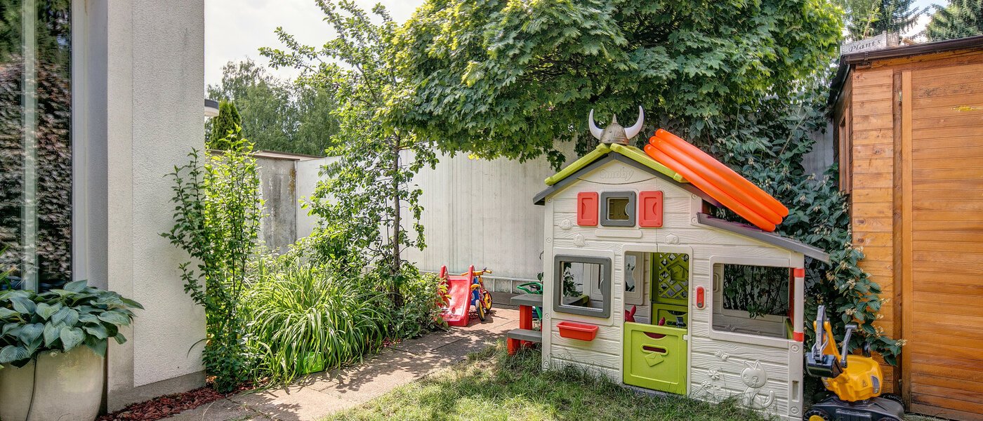 дом München Waldtrudering 01 сад 8754