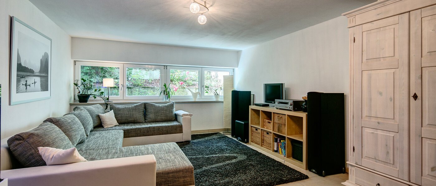 дом München Waldtrudering 02 гостевая комната 8754