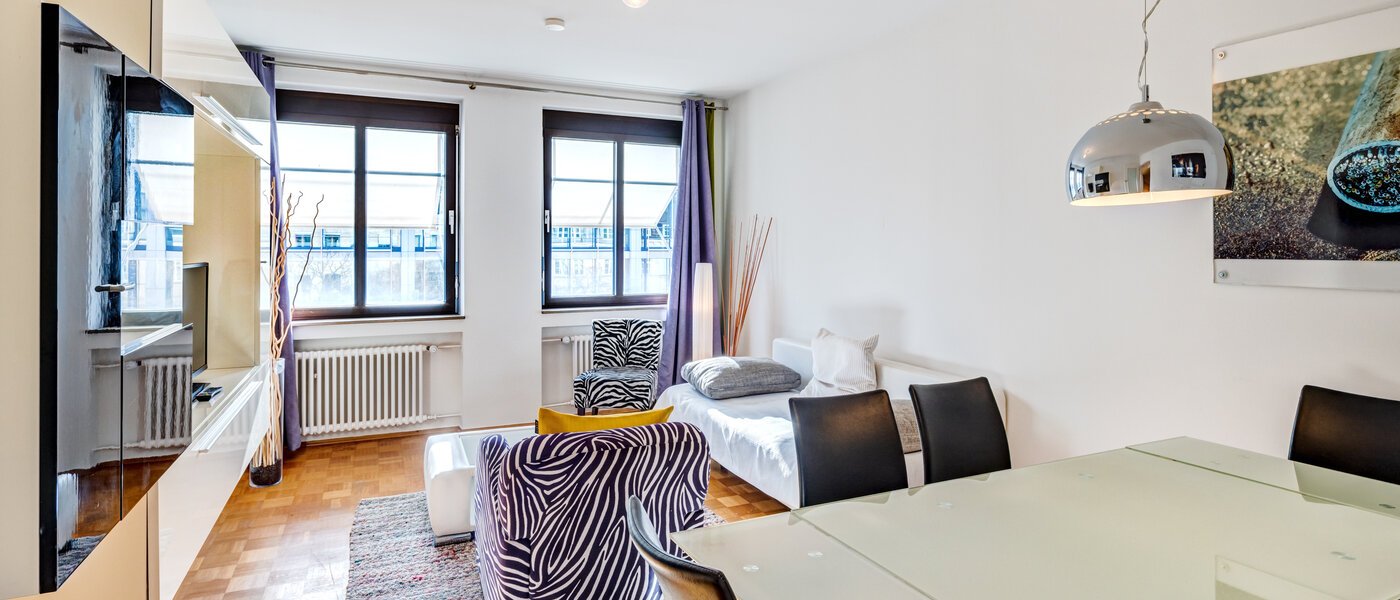 квартира München Maxvorstadt 01 гостиная 8779