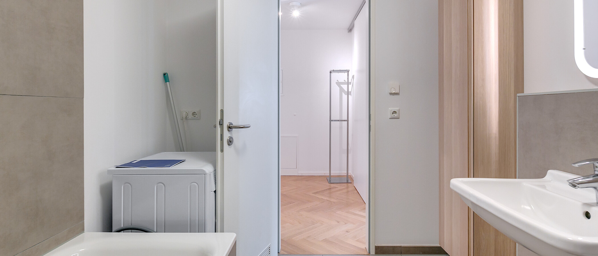 квартира München Schwanthalerhöhe 03 ванная комната 8783