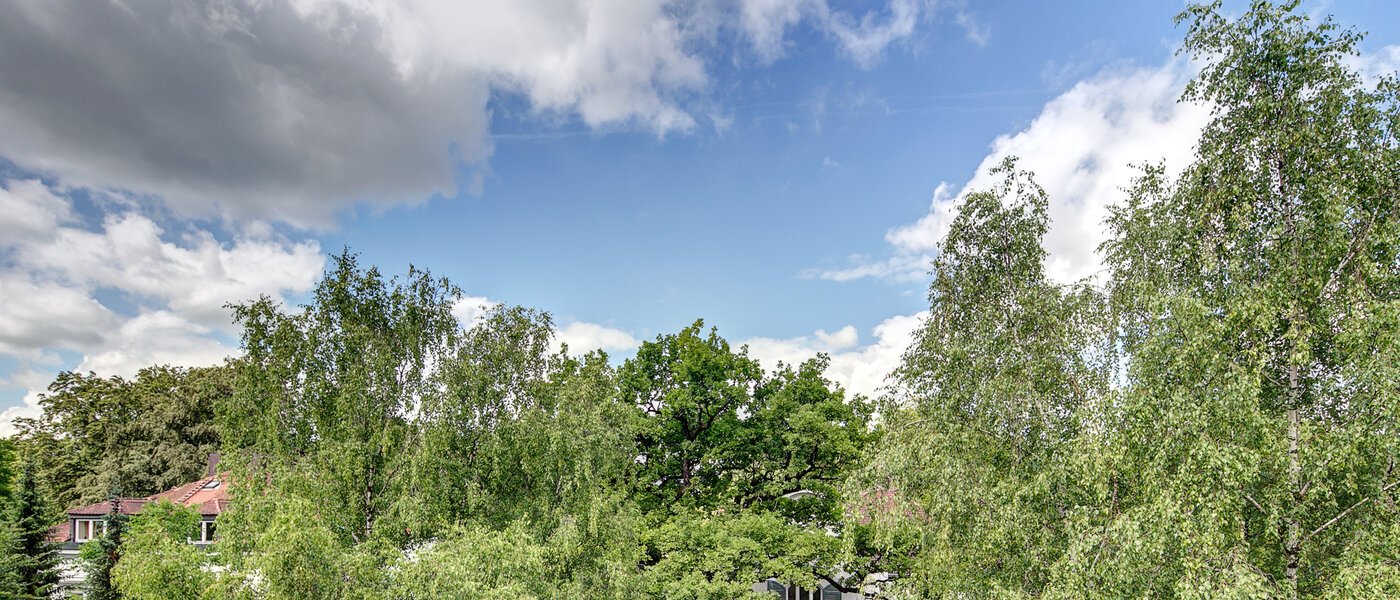 мансардная квартира München Solln 05 вид из окна 8785