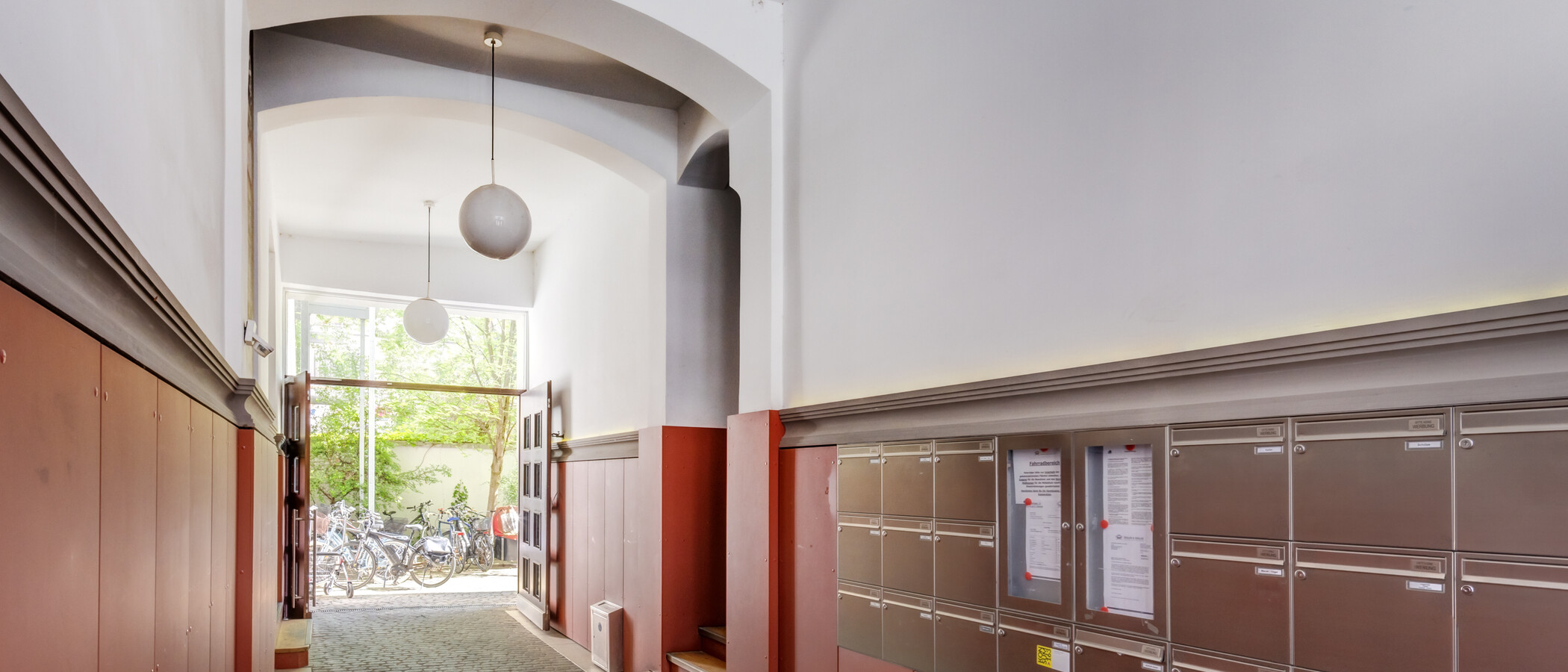 квартира München Maxvorstadt - Universitätsviertel 03 внутренний двор  8789